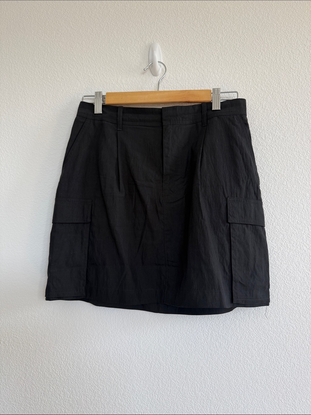 Gap Black Cargo Pocket Mini Skirt
